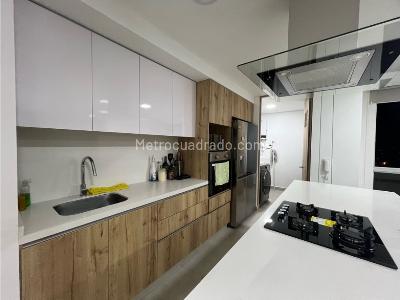 Apartamento de 3 alcobas en venta en Valle Del Lili, Cali, 131 m² · foto 11 de 20