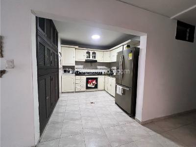 Casa de 5 alcobas en venta en Primero De Mayo, Cali, 130 m² · foto 7 de 20