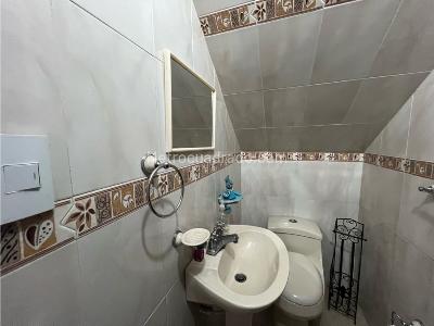 Casa de 5 alcobas en venta en Primero De Mayo, Cali, 130 m² · foto 14 de 20