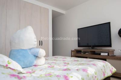 Apartamento de 3 alcobas en venta en Bajo Aguacatal, Cali, 220 m² · foto 13 de 18