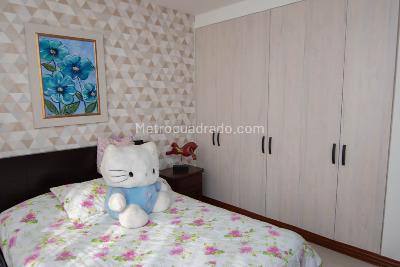 Apartamento de 3 alcobas en venta en Bajo Aguacatal, Cali, 220 m² · foto 14 de 18