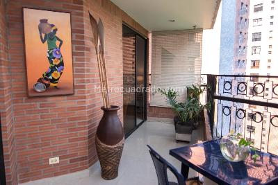Apartamento de 3 alcobas en venta en Bajo Aguacatal, Cali, 220 m² · foto 9 de 18