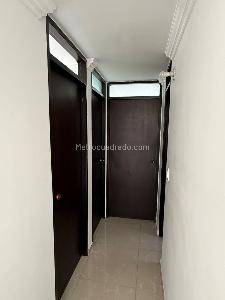 Apartamento de 3 alcobas en venta en Santa Teresita, Cali, 54 m² · foto 11 de 19