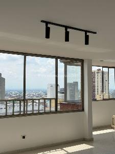 Apartamento de 5 alcobas en venta en La Merced, Cali, 270 m² · foto 18 de 20