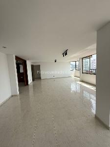 Apartamento de 5 alcobas en venta en La Merced, Cali, 270 m² · foto 3 de 20