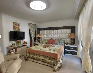 Apartamento de 4 alcobas en venta en El Ingenio, Cali, 137 m² · foto 12 de 20