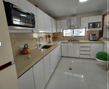 Apartamento de 4 alcobas en venta en El Ingenio, Cali, 137 m² · foto 2 de 20