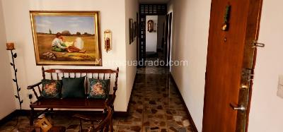 Apartamento de 4 alcobas en venta en Oeste, Cali, 240 m² · foto 10 de 20