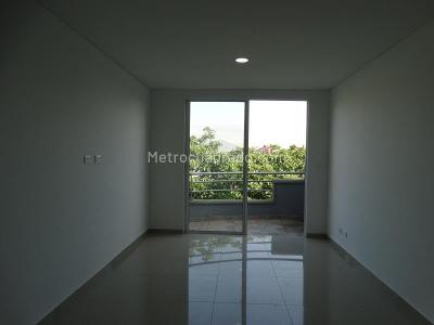 Apartamento en venta en La Arboleda, Cali · foto 3 de 15
