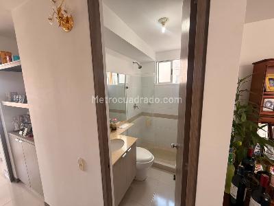 Apartamento de 3 alcobas en venta en Valle Del Lili, Cali, 80 m² · foto 10 de 20