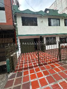 Casa de 5 alcobas en venta en El Gran Limonar, Cali, 725 m² · foto 11 de 20