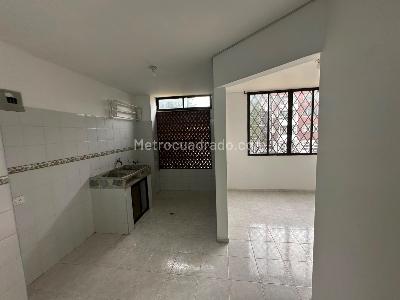 Casa de 5 alcobas en venta en El Gran Limonar, Cali, 725 m² · foto 13 de 20