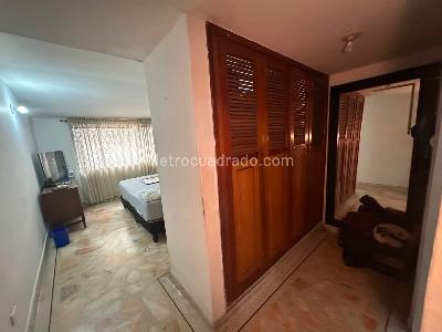 Casa de 5 alcobas en venta en El Gran Limonar, Cali, 725 m² · foto 19 de 20
