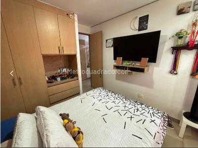 Apartamento de 4 alcobas en venta en Capri, Cali, 102 m² · foto 12 de 20