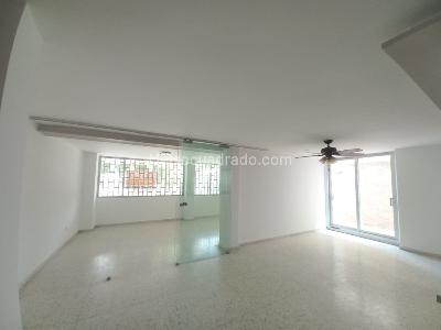 Apartamento de 4 alcobas en venta en Alto Prado, Barranquilla, 253 m² · foto 4 de 20