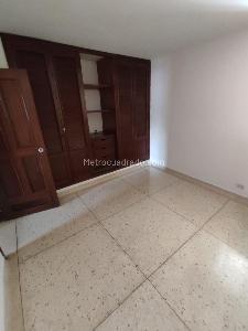 Apartamento de 3 alcobas en venta en Altos De Riomar, Barranquilla, 137 m² · foto 10 de 16