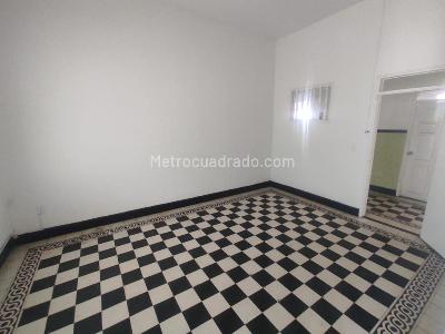 Casa de 5 alcobas en arriendo en El Prado, Barranquilla, 260 m² · foto 4 de 8