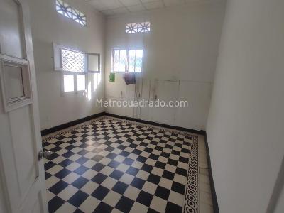 Casa de 5 alcobas en arriendo en El Prado, Barranquilla, 260 m² · foto 7 de 8