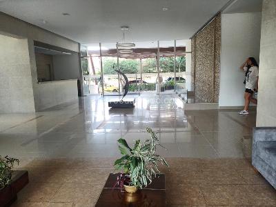 Apartamento de 3 alcobas en venta en Portal De Genovés, Barranquilla, 213 m² · foto 2 de 20