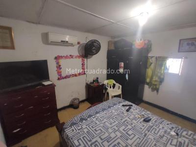 Casa de 3 alcobas en venta en La Arboraya, Barranquilla, 350 m² · foto 9 de 11