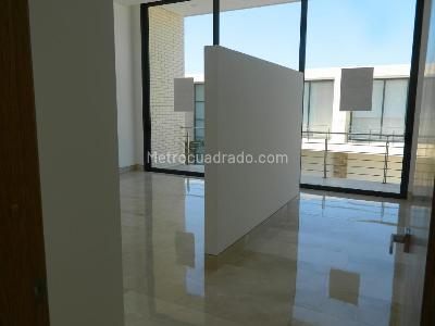 Casa de 5 alcobas en venta en Villa Campestre, Barranquilla, 337 m² · foto 6 de 20