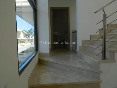 Casa de 5 alcobas en venta en Villa Campestre, Barranquilla, 337 m² · foto 15 de 20