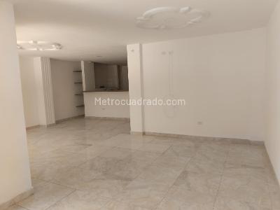 Casa de 4 alcobas en venta en Modelo, Barranquilla, 190 m² · foto 3 de 18