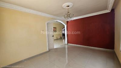 Casa de 5 alcobas en arriendo en Bellavista, Barranquilla, 400 m² · foto 2 de 20