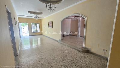 Casa de 5 alcobas en arriendo en Bellavista, Barranquilla, 400 m² · foto 7 de 20