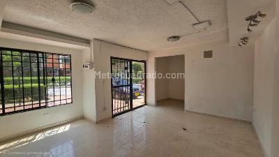 Retail space for rent in Villa Carolina, Barranquilla