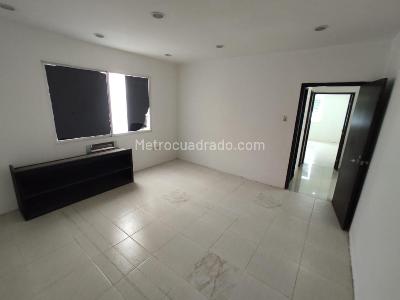 Casa de 5 alcobas en arriendo en La Campiña, Barranquilla, 245 m² · foto 9 de 20