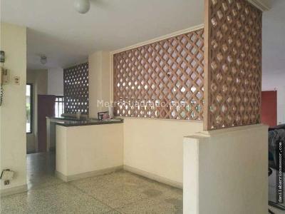 Apartamento de 3 alcobas en venta en Altos De Riomar, Barranquilla, 156 m² · foto 3 de 20