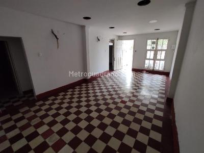 Casa de 4 alcobas en arriendo en El Prado, Barranquilla, 250 m² · foto 4 de 17