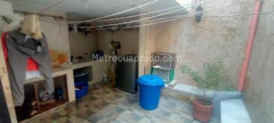 Casa de 5 alcobas en venta en Mejoras Publicas, Bucaramanga, 365 m² · foto 6 de 20