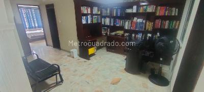 Casa de 5 alcobas en venta en Mejoras Publicas, Bucaramanga, 365 m² · foto 10 de 20