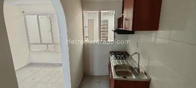 Casa de 3 alcobas en venta en Garcia Rovira, Bucaramanga, 75 m² · foto 2 de 12
