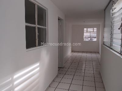 Apartamento de 5 alcobas en venta en Universidad, Bucaramanga, 189 m² · foto 2 de 20