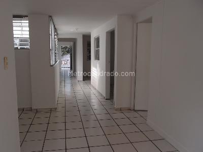Apartamento de 5 alcobas en venta en Universidad, Bucaramanga, 189 m² · foto 3 de 20