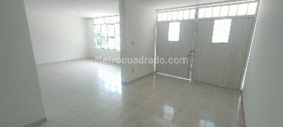 Casa de 5 alcobas en venta en La Ceiba, Bucaramanga, 180 m² · foto 5 de 18