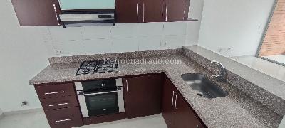 Apartamento de 3 alcobas en venta en Nuevo Sotomayor, Bucaramanga, 84 m² · foto 4 de 18