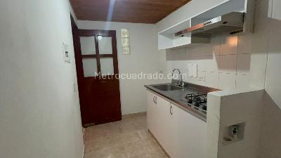 Apartamento de 2 alcobas en arriendo en El Real, Bogotá, 45 m² · foto 9 de 14