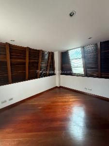 Apartamento de 3 alcobas en venta en Balcones De Pablo Vi, Bogotá, 142 m² · foto 9 de 20