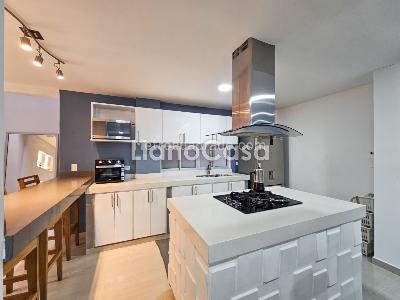 Casa de 3 alcobas en venta en La Carolina, Villavicencio, 240 m² · foto 3 de 20