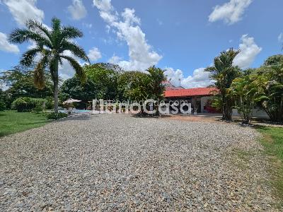Casa de 5 alcobas en venta en Vereda La Llanerita, Villavicencio · foto 3 de 20