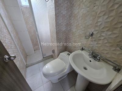 Apartamento de 2 alcobas en venta en Comuneros, Bucaramanga, 43 m² · foto 6 de 8