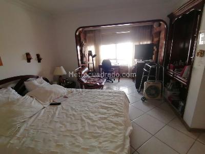 Apartamento de 3 alcobas en venta en Sotomayor, Bucaramanga, 179 m² · foto 14 de 20
