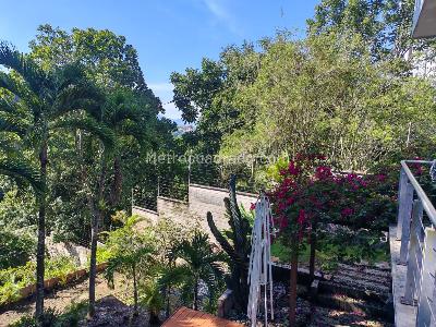 Casa de 3 alcobas en venta en Altos De Cabecera, Bucaramanga, 290 m² · foto 2 de 18
