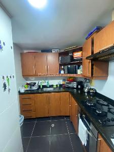 Apartamento de 3 alcobas en venta en Cabecera Del Llano, Bucaramanga, 100 m² · foto 4 de 9