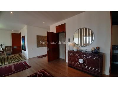 Apartamento en venta en El Refugio, Bogotá · foto 2 de 20