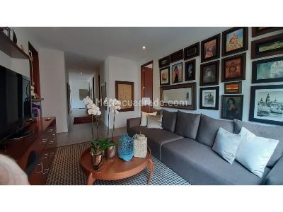 Apartamento en venta en El Refugio, Bogotá · foto 3 de 20
